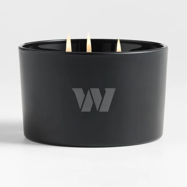 NFL Washington Commanders Monochrome No. 02 Onyx 3-Wick Scented Candle - Vetiver, Cedarwood and Musk