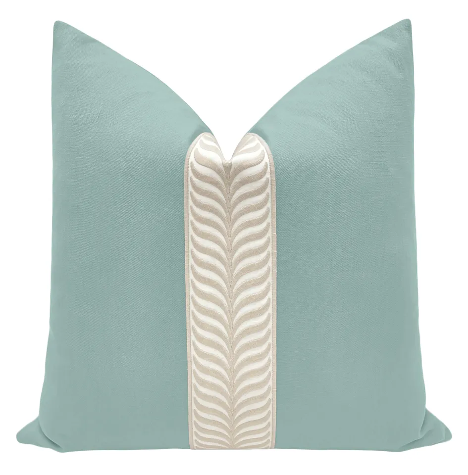 CLASSIC LINEN // SPA BLUE + TRELLIS TRIM // NATURAL - 24" X 24"