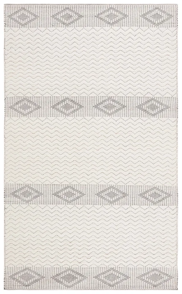 Safavieh Couture Natura Collection Hand Woven Area Rug, Ivory / Black, 4' x 6'