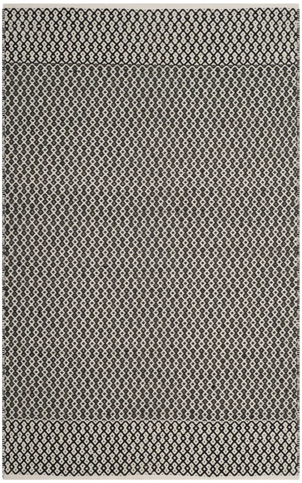 Arlo Home Hand Woven Area Rug, MTK339D, Ivory/Black,  4' X 6'