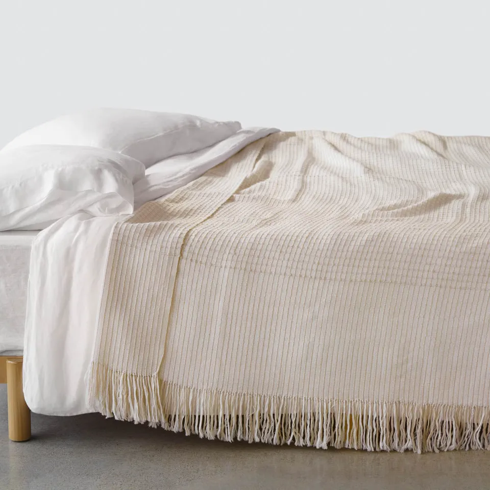 The Citizenry La Leña Luxe Alpaca Bed Blanket | Sand