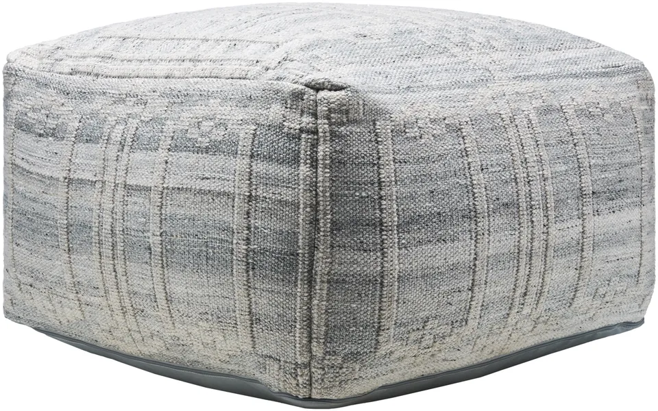 Kenneth nan Pouf