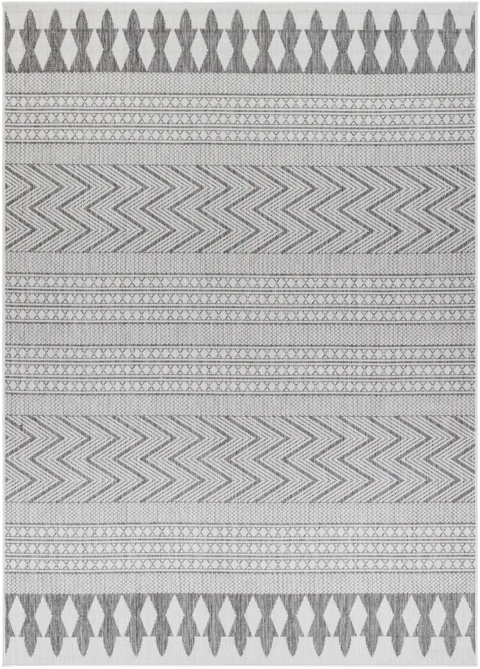 Long Beach Beige Outdoor 5'3" x 7' Machine Woven Rug