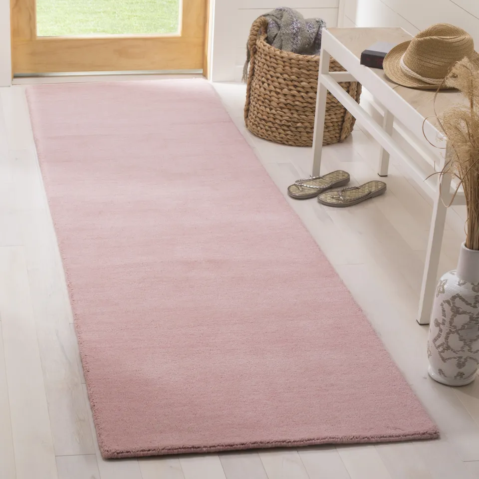 Arlo Home Hand Loomed Area Rug, HIM311E, Light Pink,  2' 3" X 8'