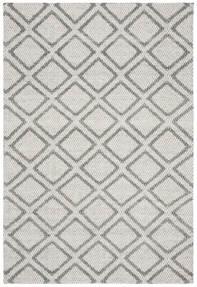 Arlo Home Hand Tufted Area Rug, MLP514G, Silver/Dark Grey,  4' X 6'