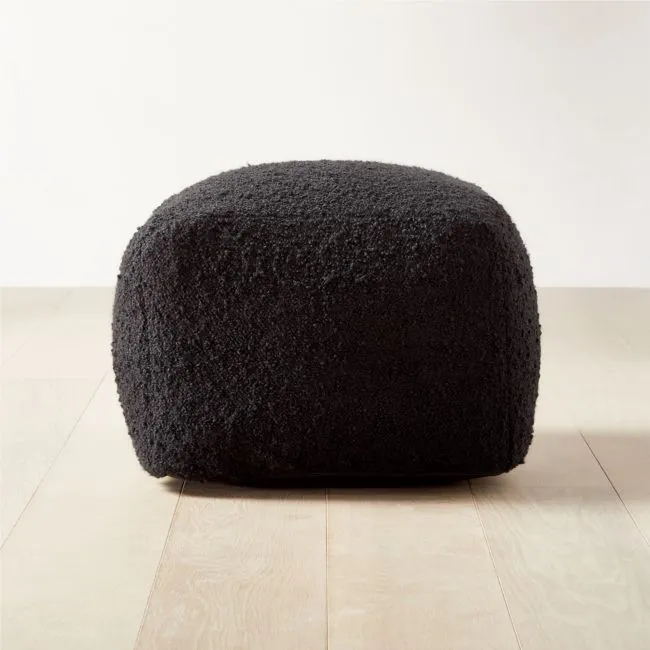 Black Boucle Pouf