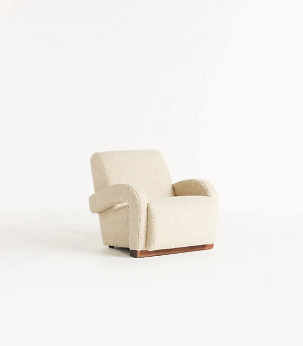 Violette Lounge Chair