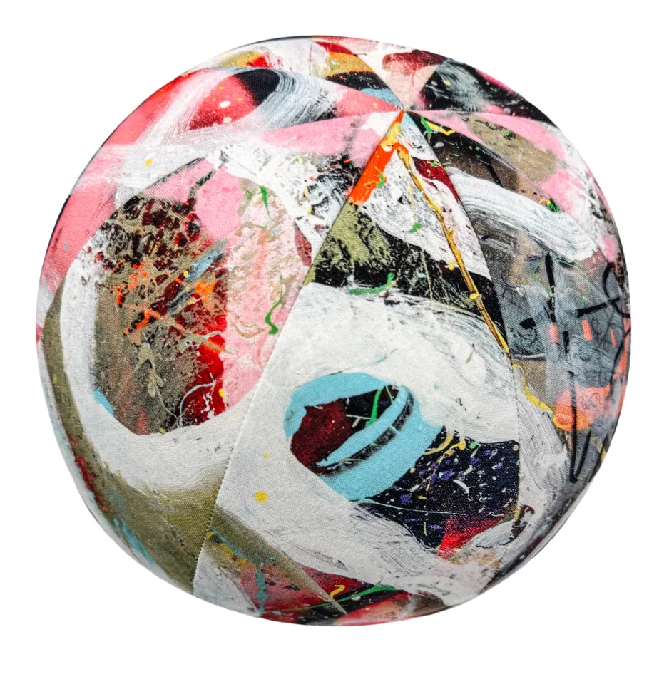 THE STANDARD BALL PILLOW :: STREET DIPTYQUE | PIERRE FREY - STANDARD BALL PILLOW