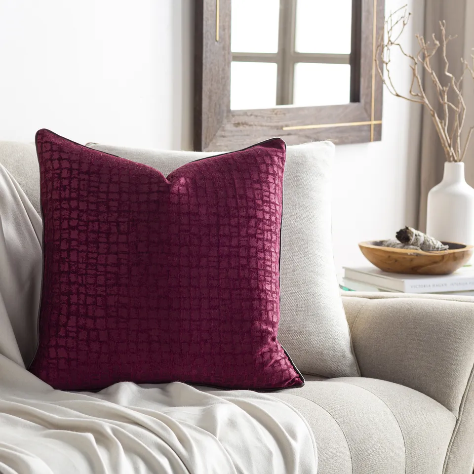 Tambi TBI-003 18"L x 18"W Polyester Filled Pillow