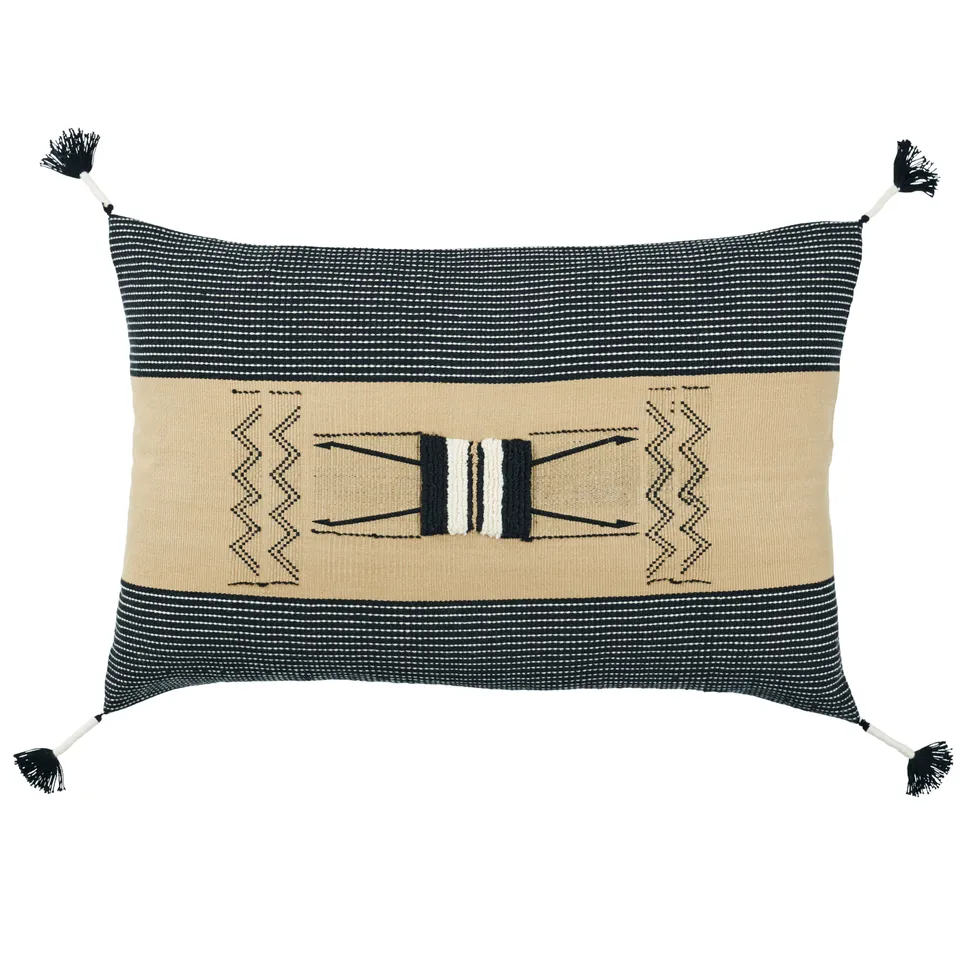 Design (US) Tan Black 16"X24" Pillow