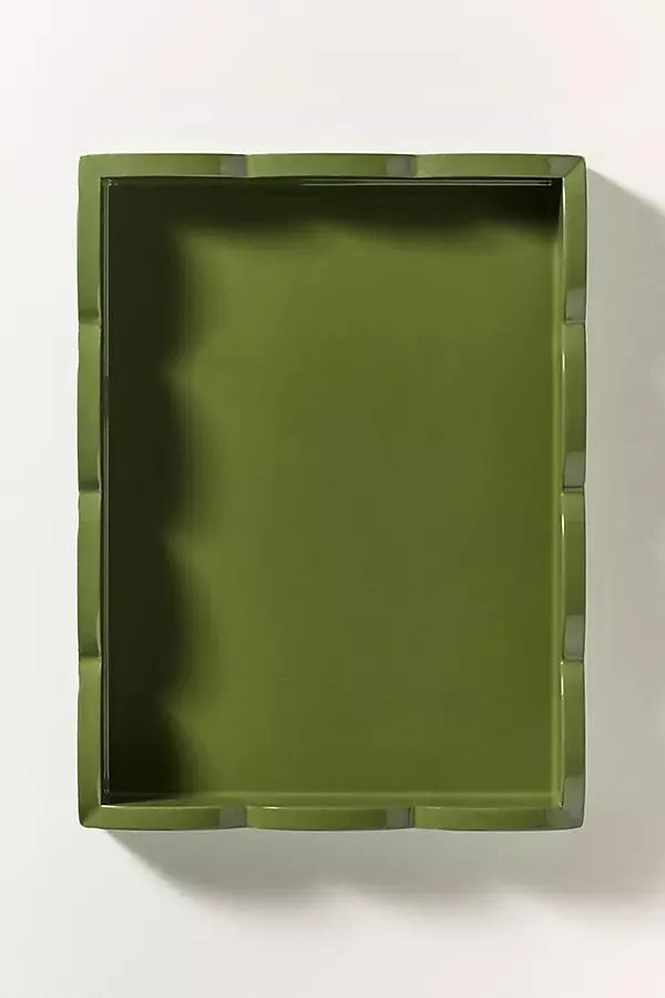 Two-Tone Small Scallop Lacquer Tray