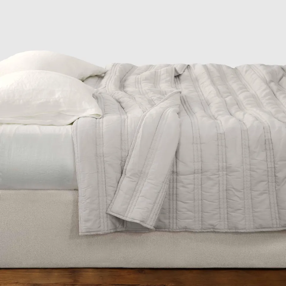 The Citizenry Organic Stonewashed Percale Channel Quilt | Full/Queen | Grey