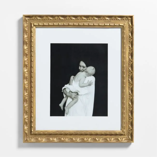 Edinburgh Gilded Gold Resin 11x14 Wall Picture Frame with Interchangeable Mats