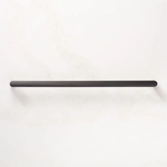Curveaux Scored Black Cabinet Handle 12''