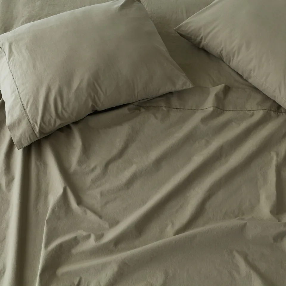 The Citizenry Stonewashed Organic Cotton Percale Bed Sheet Set | King | Olive