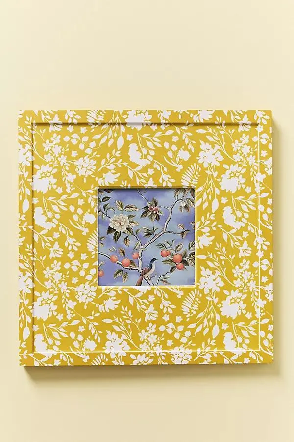 Pattern Drench Frame