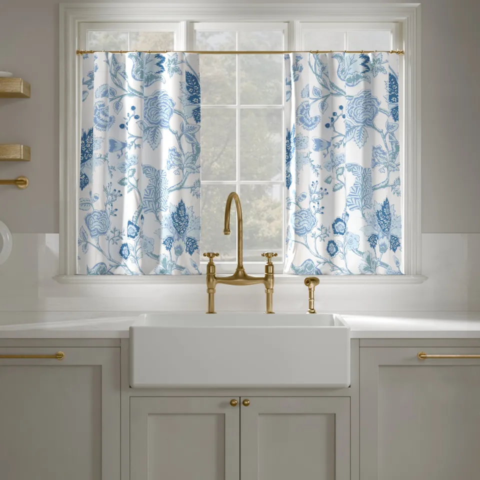 Printed Linen Café Curtain, Delft La Vendee, 25" x 30", Unlined