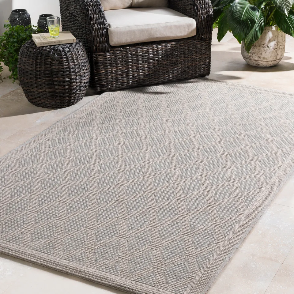 Marmaris White Outdoor 2' x 2'11" Machine Woven Rug