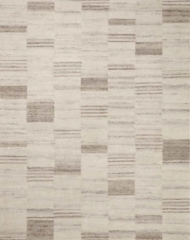 Amber Lewis x Loloi Rocky Ivory / Dove 2'-3" x 3'-9"