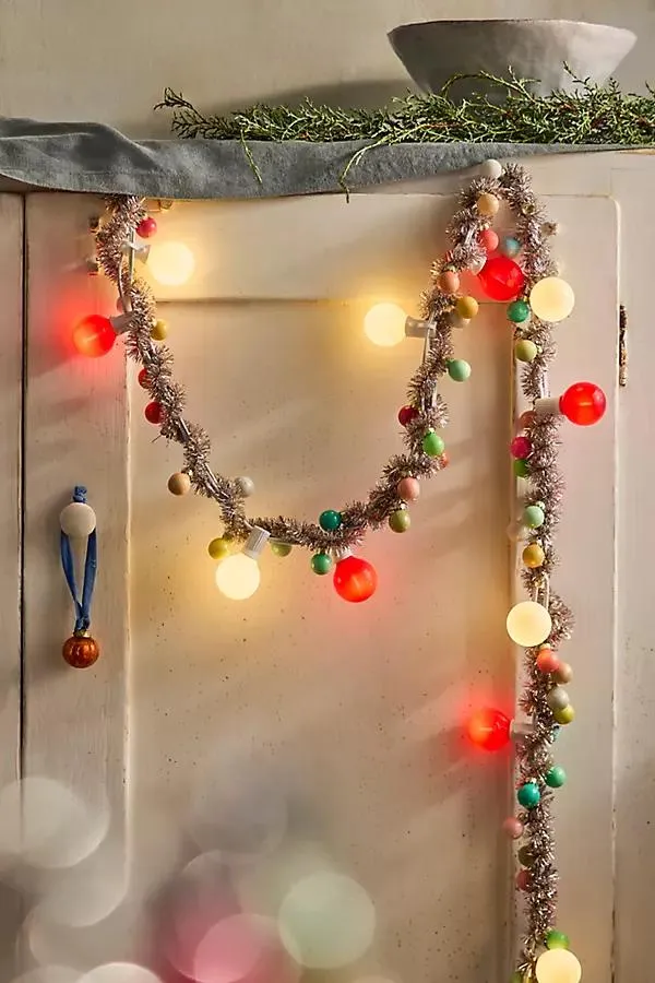 Stargazer Garden Lights, Set of 21 Bulbs, Winter Berry