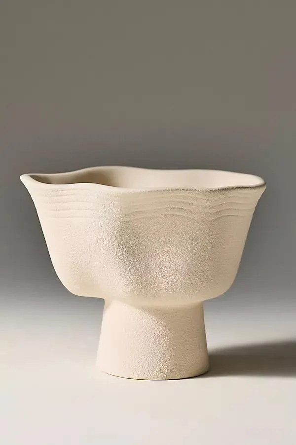 Dumae Lizzy Wavy Footed Vessel