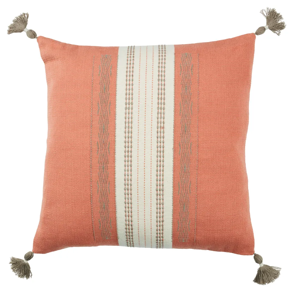 Design (US) Coral Cream 18"X18" Pillow