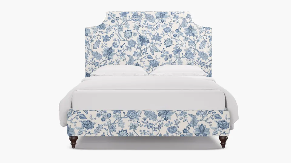 Deco Bed, Delft La Vendee, Espresso Traditional Turned Leg, King
