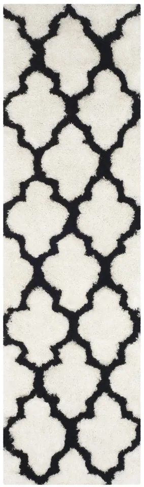 Arlo Home Hand Tufted Area Rug, BSG319C, Ivory/Black,  2' 3" X 8'