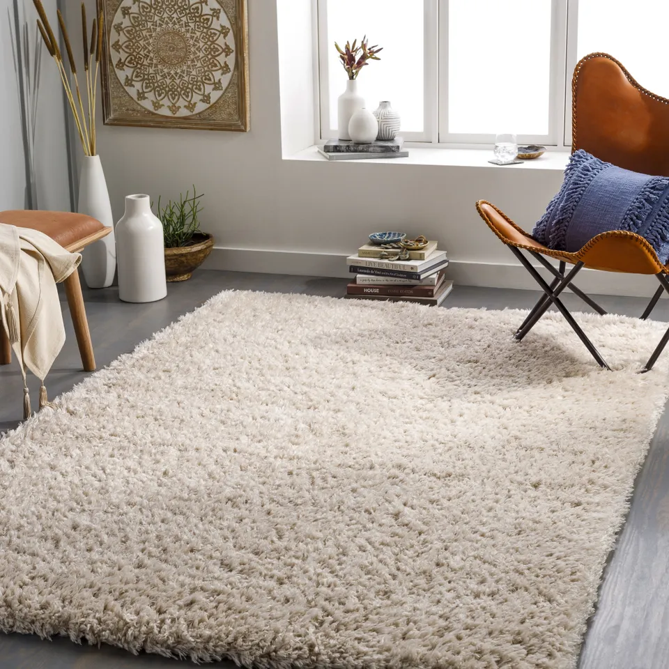 Angora Beige Indoor 2'7" x 7'3" Machine Woven Rug