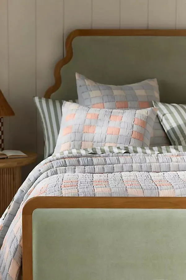 Sonya Matelassé Coverlet