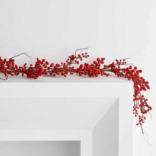 Faux Red Berry Holiday Garland 9' Length