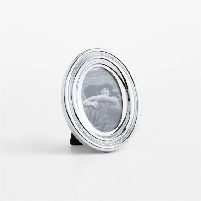 Signature Silver Oval Picture Frame 2"x3"