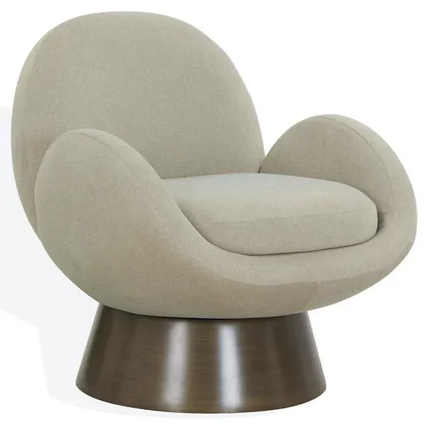 Pavaro Lounge Chair
