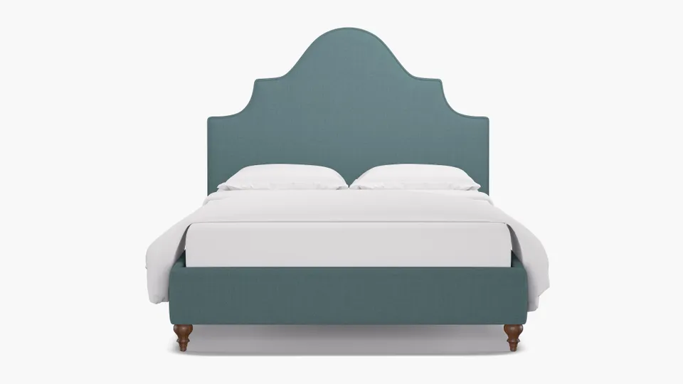 Statement Bed, Seaglass Everyday Linen, Walnut Traditional Turned Leg, Queen