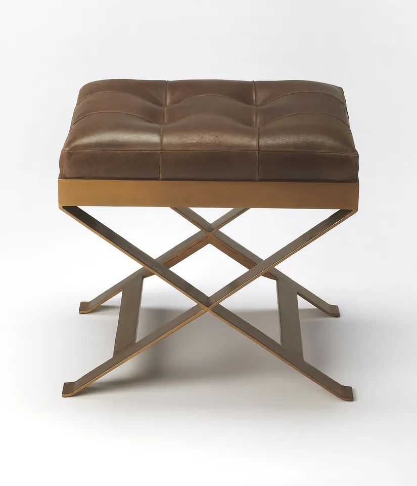Rodrigo  Stool