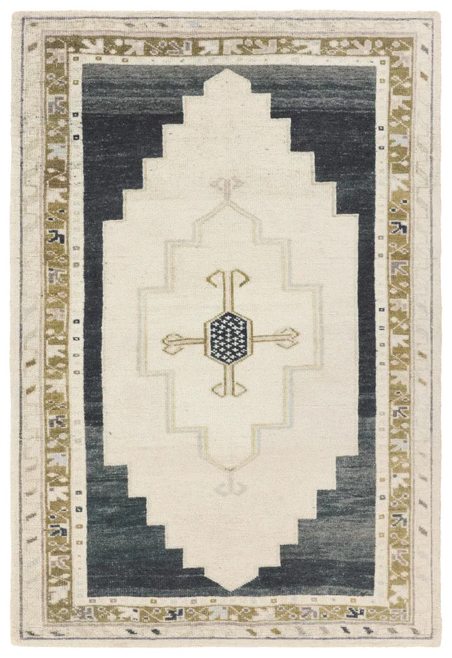 Stellar CSN01 Handmade Medallion Cream and Gray Area Rug (8'6"X11'6")