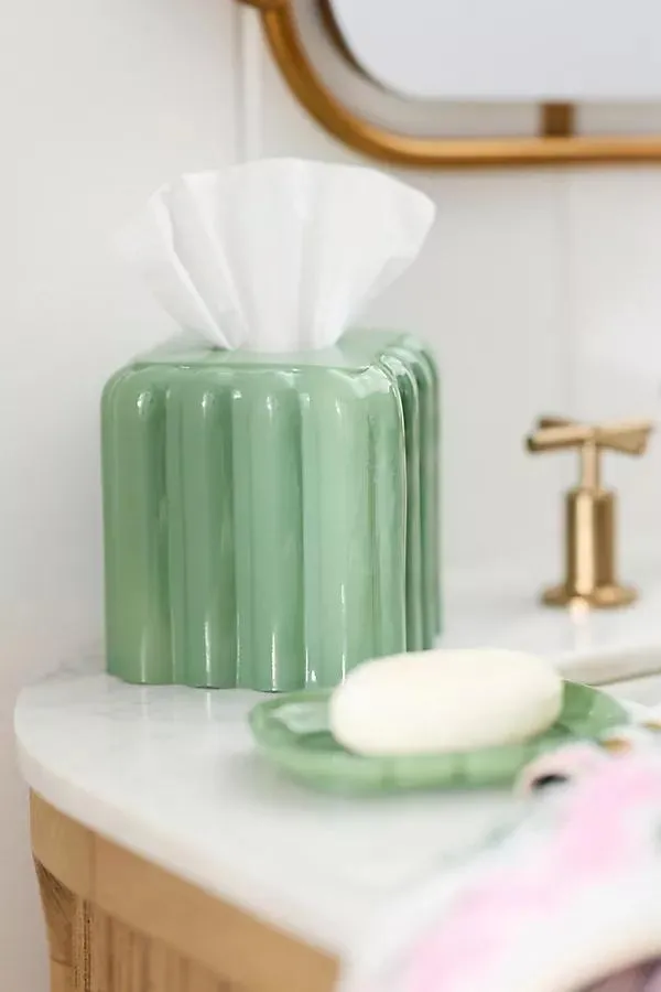 Eloise Scallop Glass Tissue Box Cover