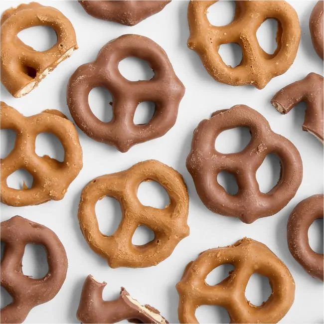 Assorted Pretzel Sampler in Gift Tin
