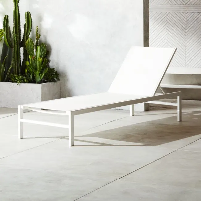 Idle White Sun Lounger Set of 4