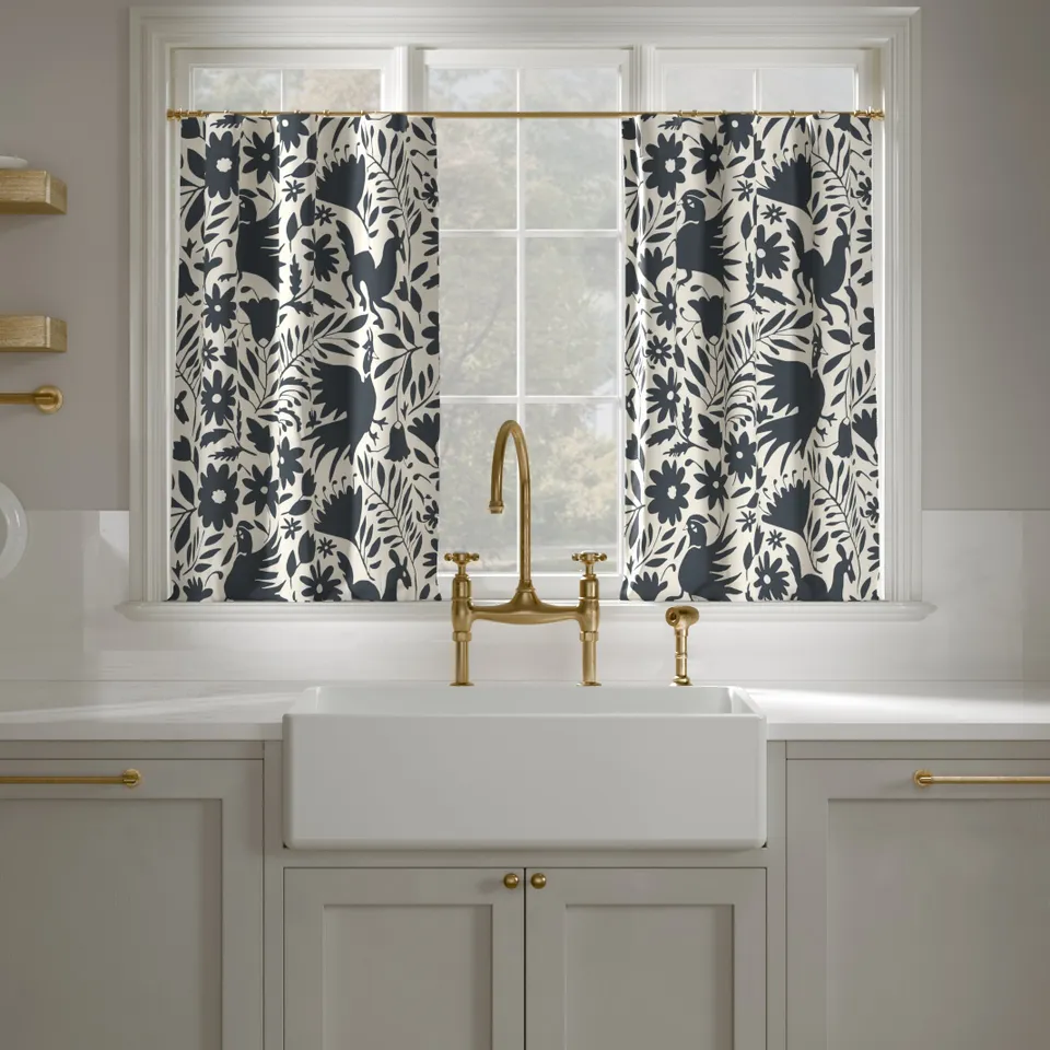 Printed Linen Café Curtain, Ink Frida, 25" x 30", Privacy