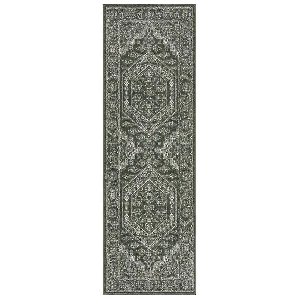 Briarpoint Distressed Medallion Area Rug