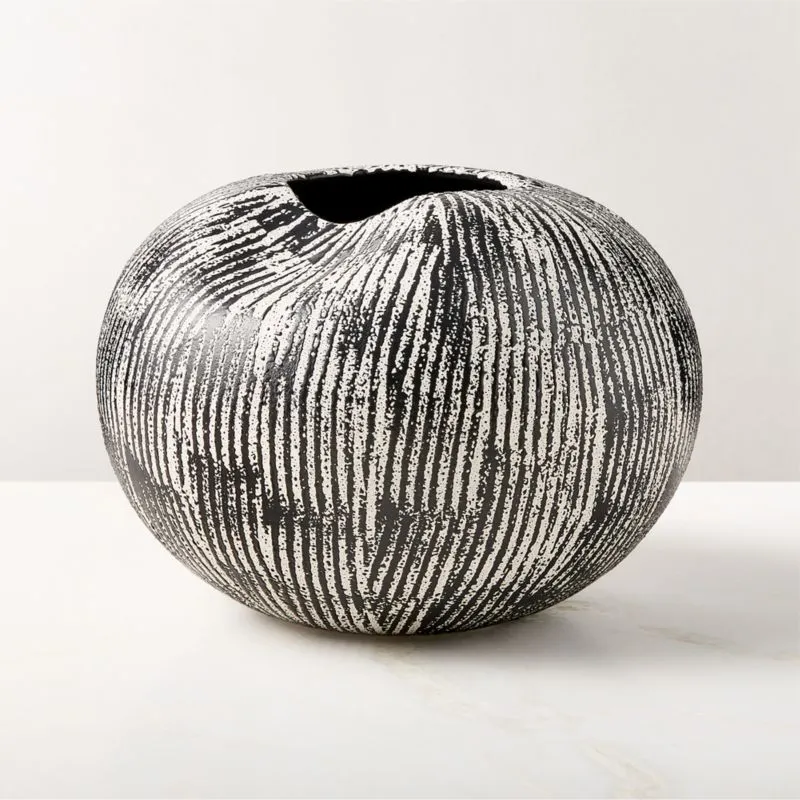 Moe Black and White Ceramic Vase Small