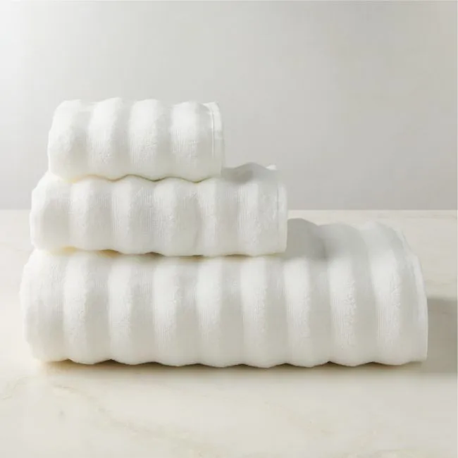 Matin Wavy Organic Cotton White Bath Towel Set