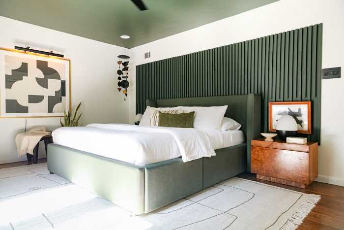 19 Bedroom Accent Wall Ideas to Encourage You to Go Bold